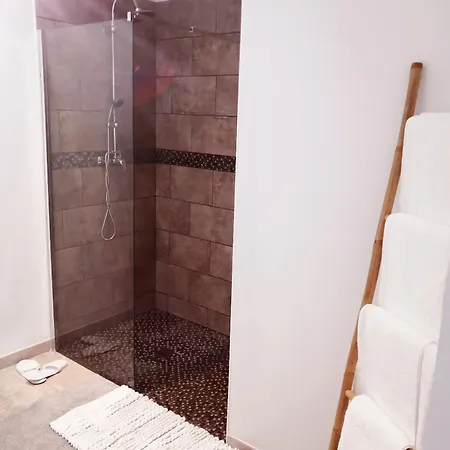 Сasa de vacaciones La Régate Du Plaisir- Jacuzzi Privé, à 900m *